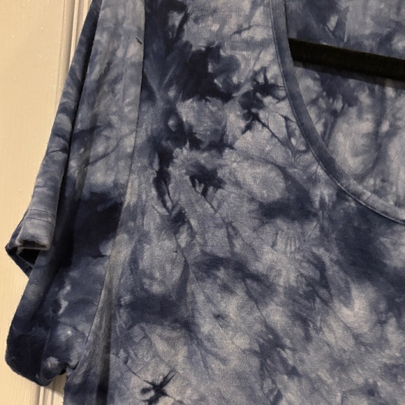 Blue Tie-Dye Short Sleeve Women's Top - Picture 2 of 7